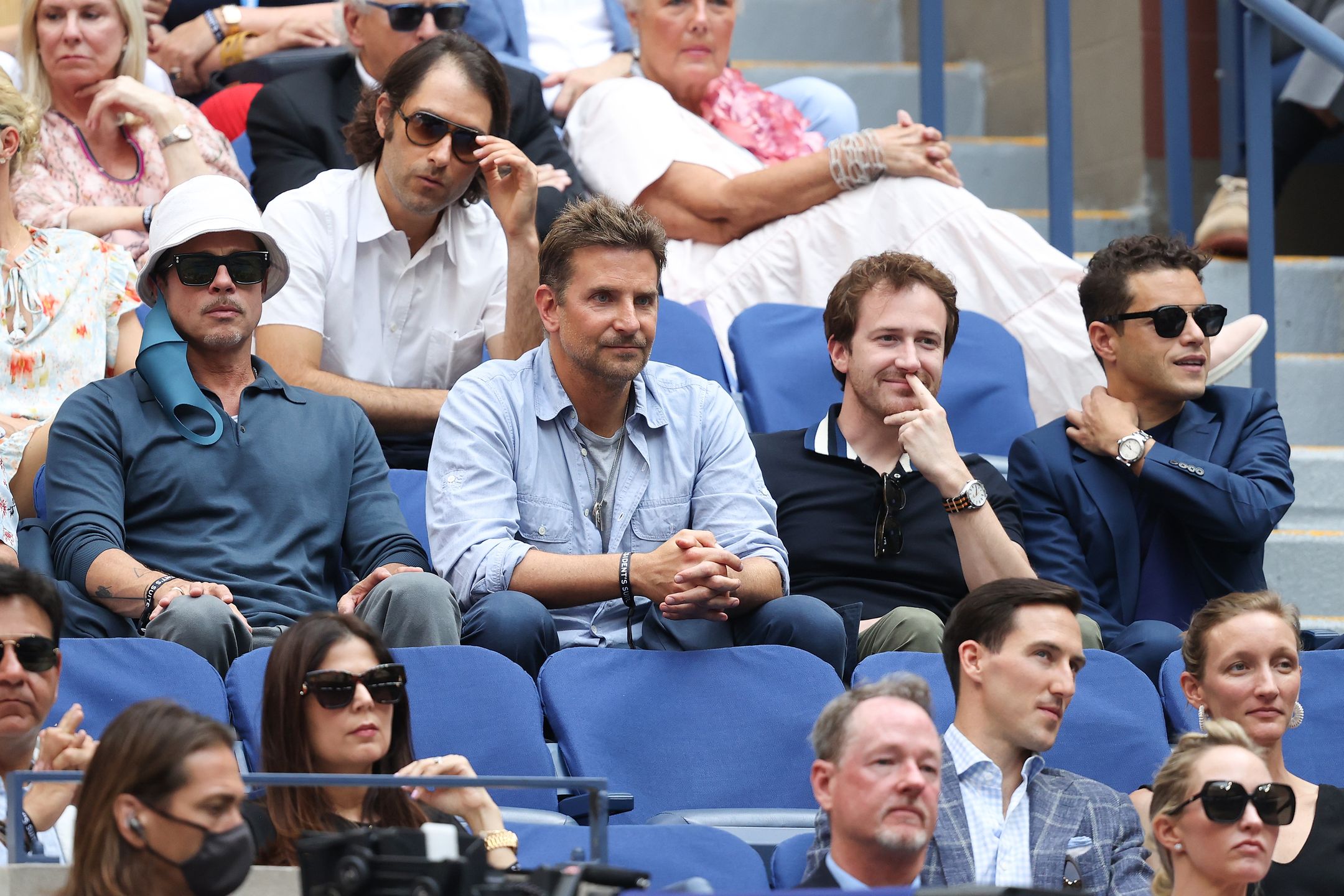 Finał US Open. W jednym rzędzie usiedli Brad Pitt , Bradley Cooper oraz Rami Malek