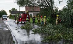 Kilkadziesiąt interwencji strażaków w Czechach. Wiatr przewrócił żaglówkę