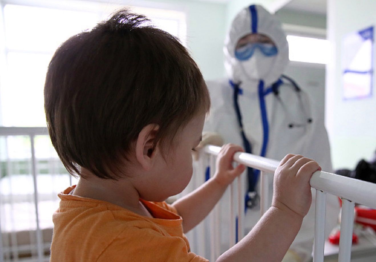 COVID-19 powoduje u dzieci groźny syndrom PIMS-TS. 