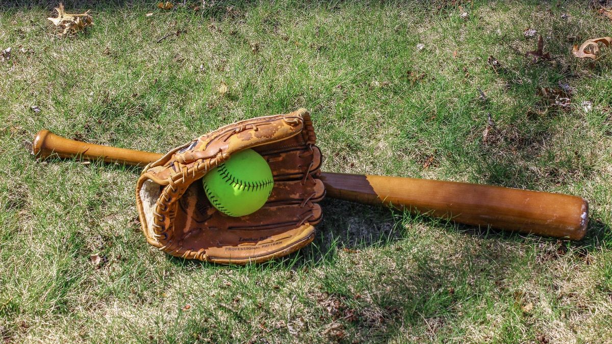 Zaatakował dostawcę kijem bejsbolowym 