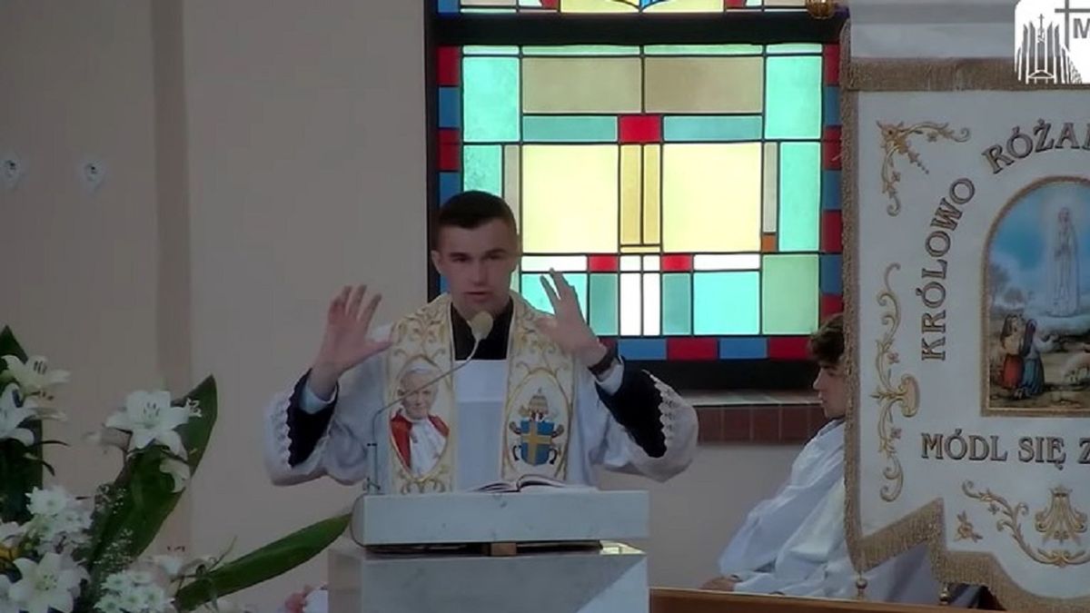 Szok. Dziecko zażądało takiego prezentu. Bezcenna reakcja księdza. 