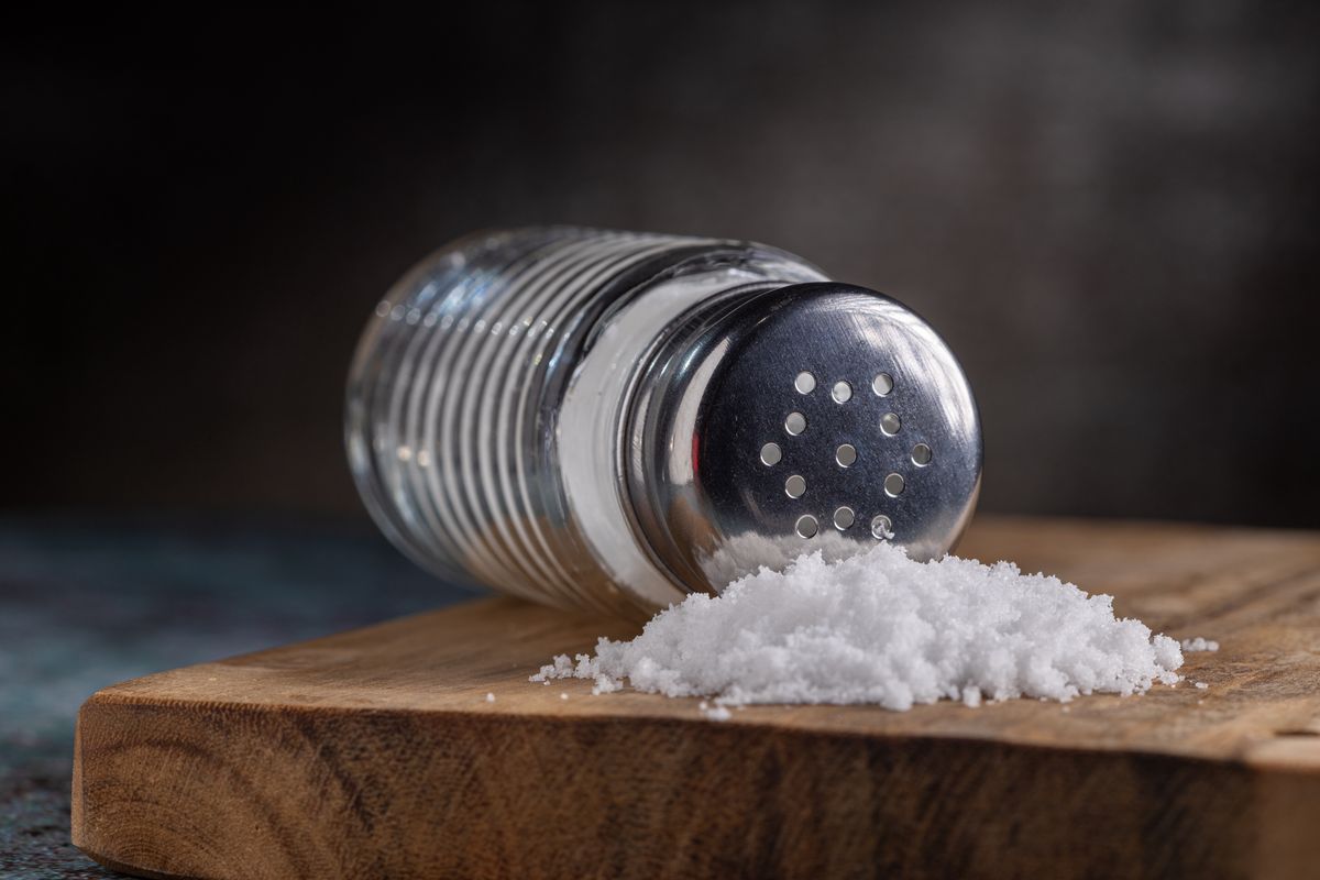 Genialny patent z Włoch - sól pozostanie sypka