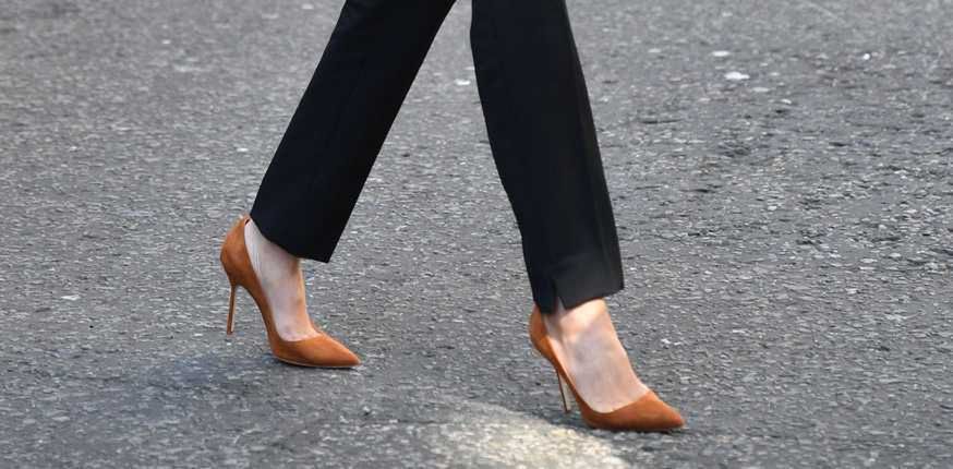 Meghan Markle w obcasach od Manolo Blahnika