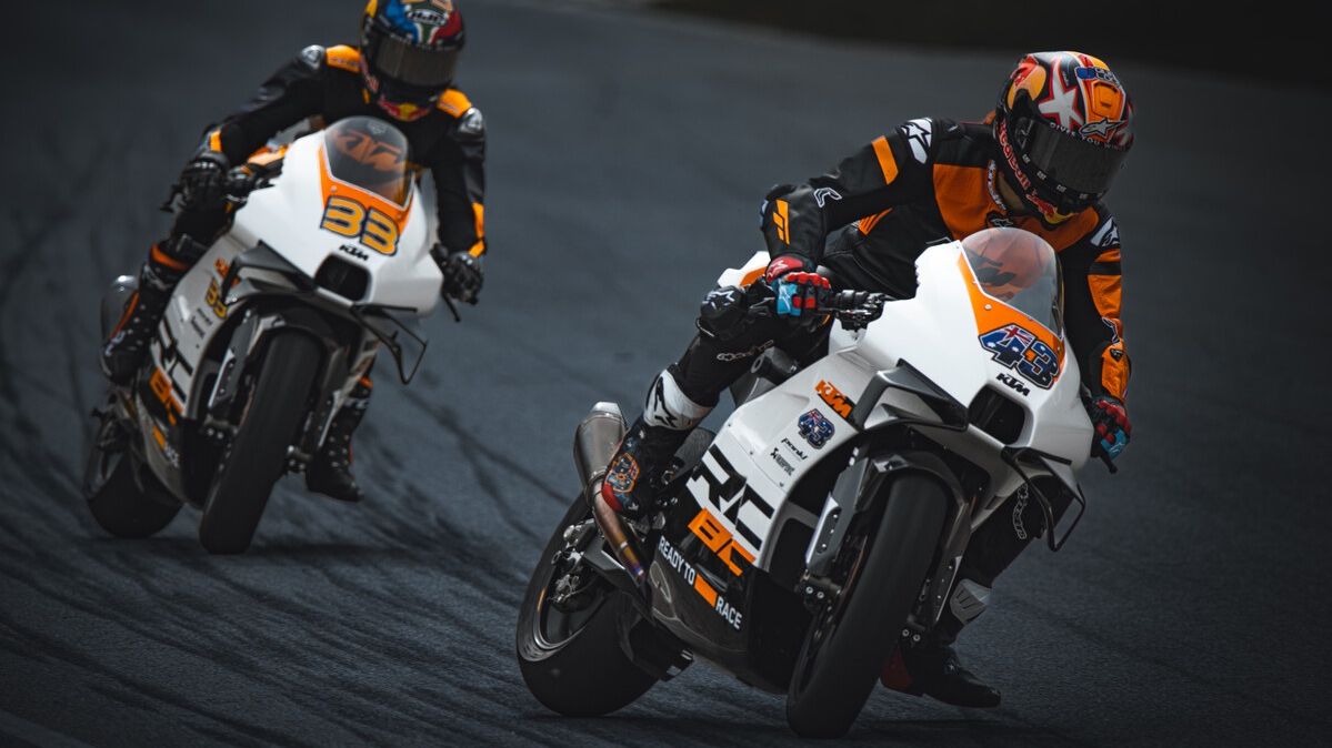 KTM RC 8C