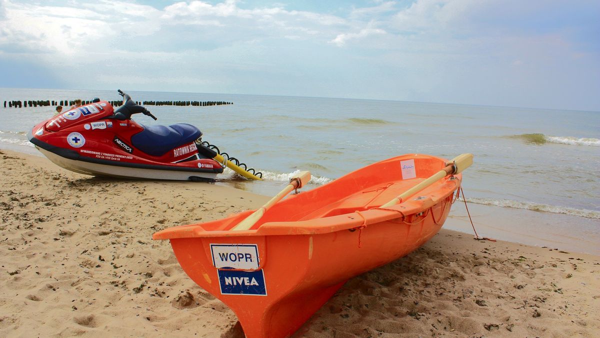 Kąpiący się mieli spory problem