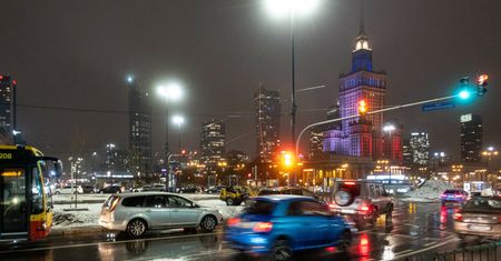 Zła wiadomość dla właścicieli starych aut. Do centrum stolicy wkrótce nie wjadą