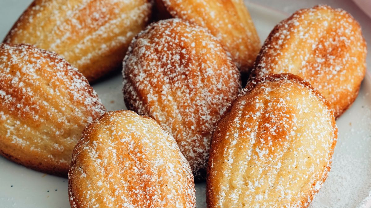 Przepis na Magdalenki pochodzi z kuchni francuskiej