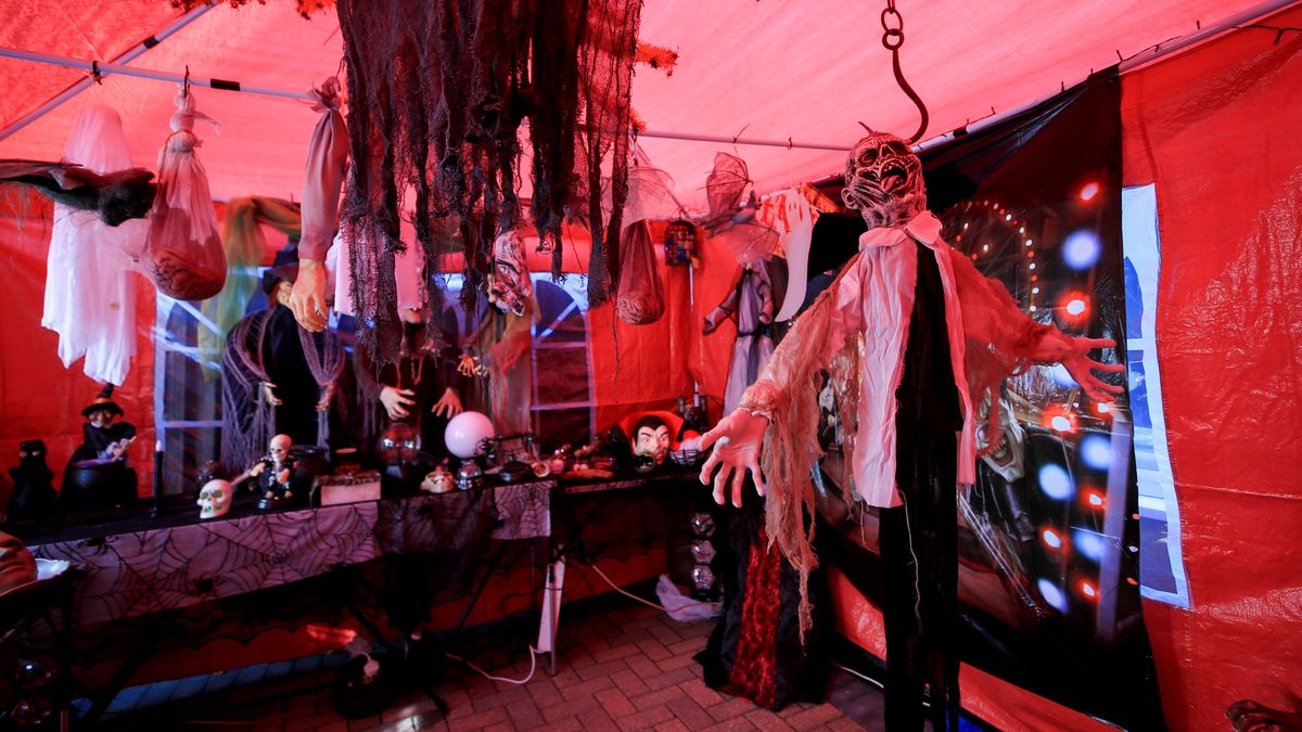 Halloween displays at a house in Liverpool which is raising money for Sandfield Park school which caters for pupils with physical disabilities and a wide range of associated learning difficulties. PA Photo. Picture date: Monday October 28, 2019. See PA story SOCIAL Halloween. Photo credit should read: Peter Byrne/PA Wire (Photo by Peter Byrne/PA Images via Getty Images)