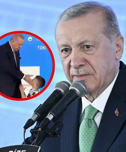 Dziecko nie pocałowało ręki Erdogana. Spoliczkował je