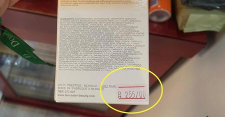 Zapłaciła krocie za krem z filtrem w hotelu w ZEA. "Nie popełniajcie tego błędu"