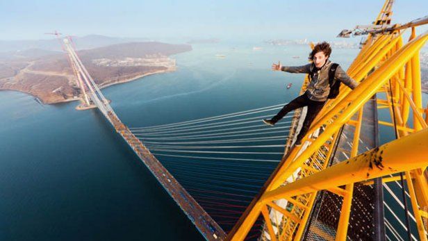 Skywalking – szaleni Rosjanie tworzą niebezpieczną fotograficzną modę 1