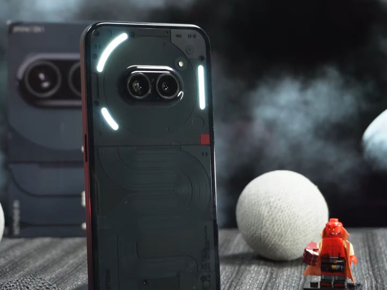 Nothing Phone (2a) - diody Glyphs mają układ inny, niż w poprzednich modelach