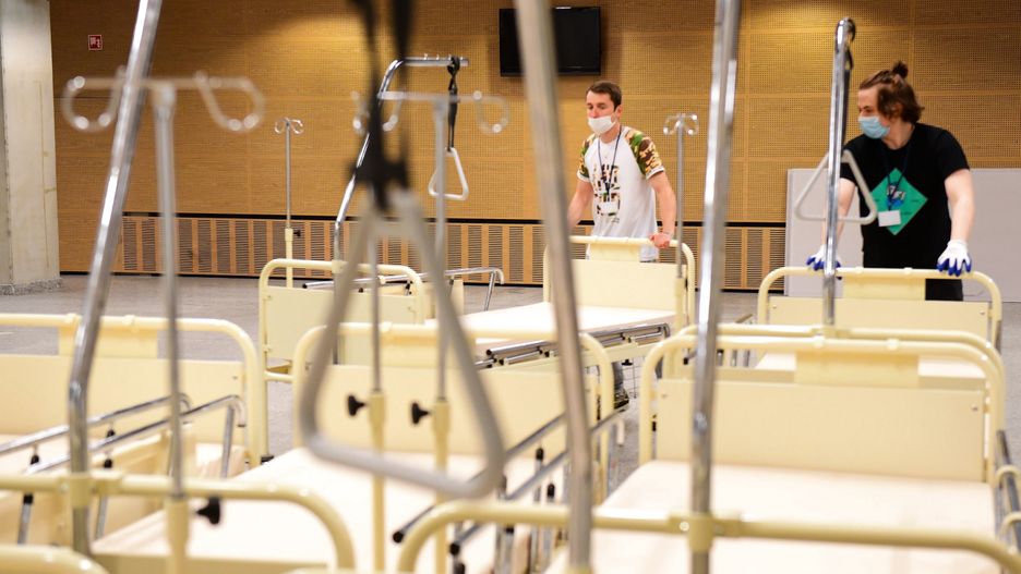 Stadion Narodowy. Budowa szpitala polowego trwa