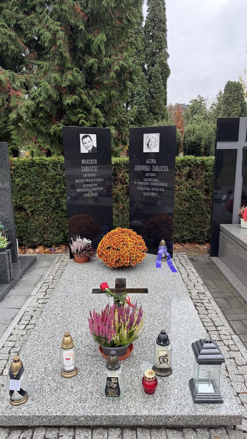 Grób Aliny Janowskiej i Wojciecha Zabłockiego