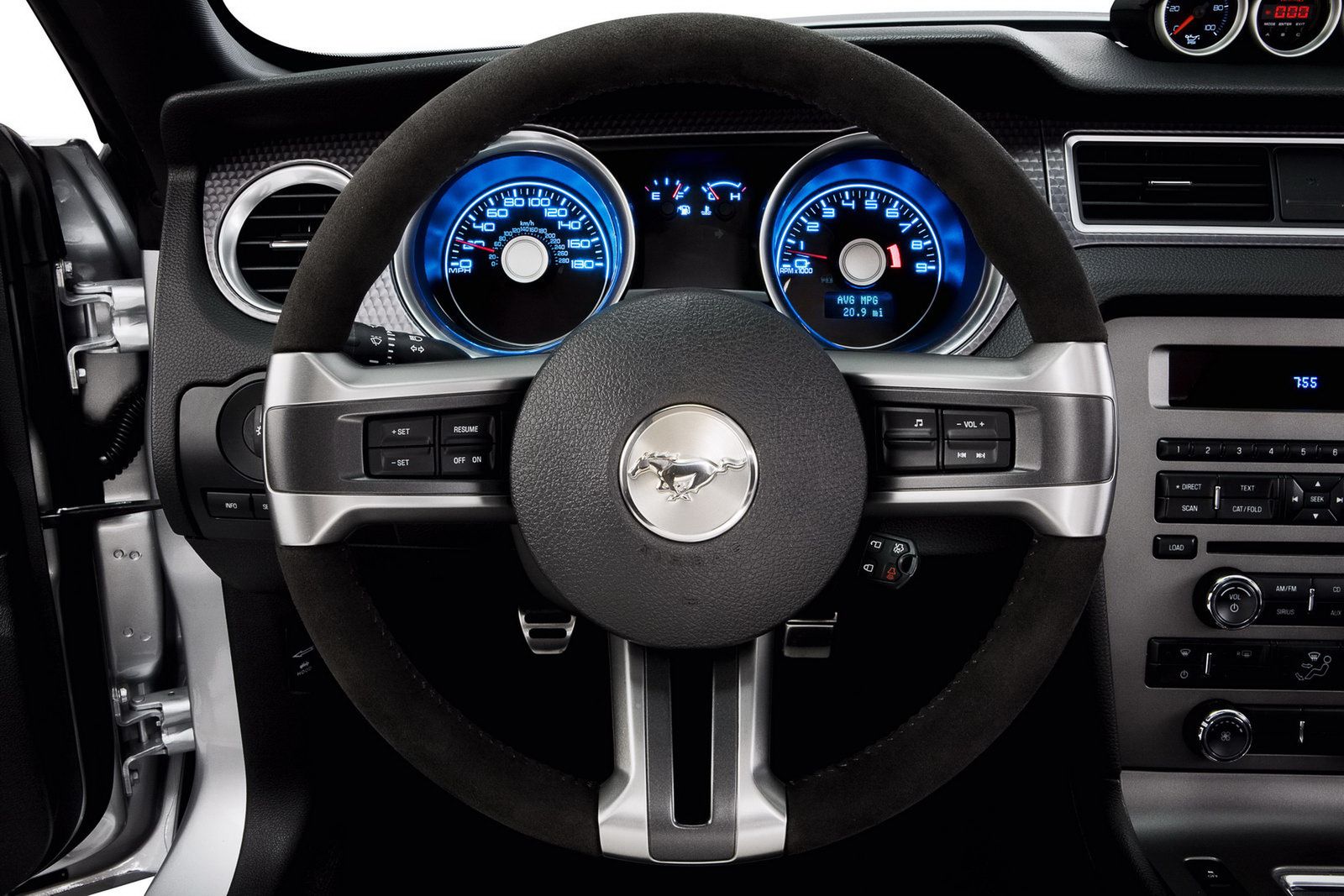 2012-Ford-Mustang-Boss-138