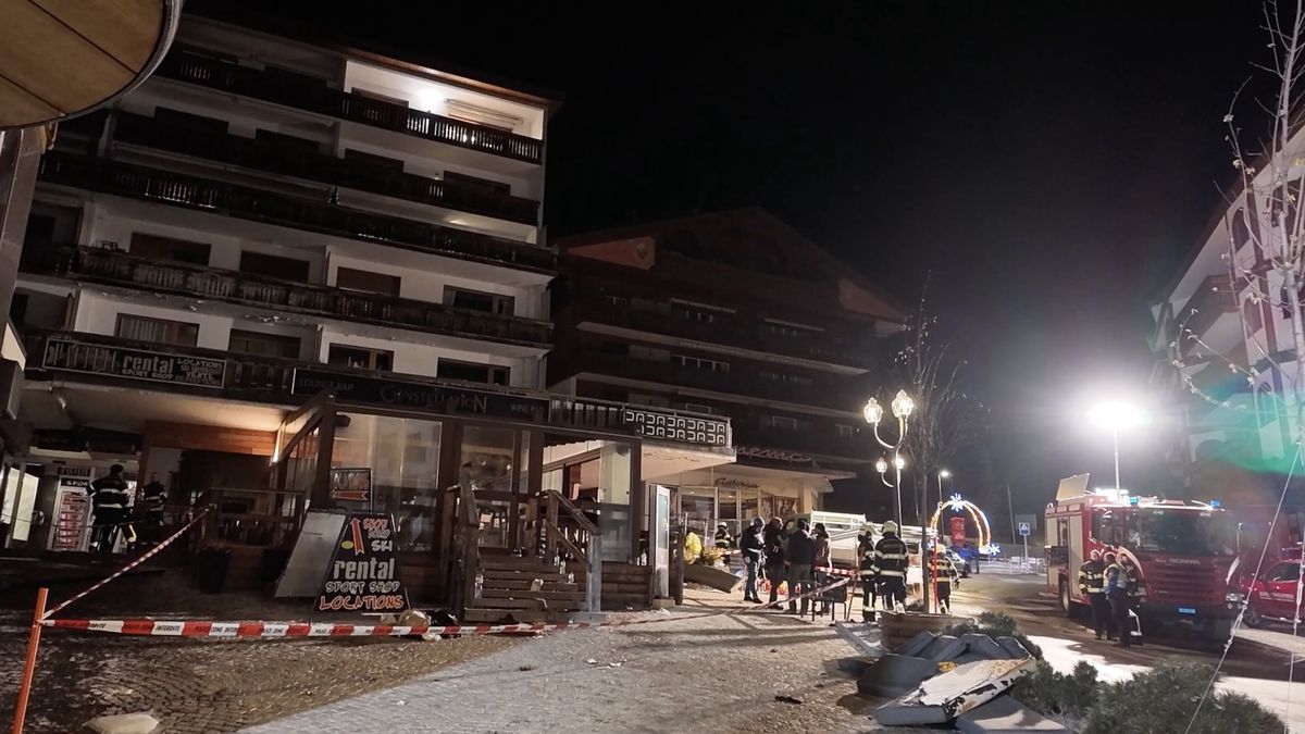 CRANS-MONTANA, SWITZERLAND - JANUARY 1: (EDITOR'S NOTE: This Handout image was provided by a third-party organization and may not adhere to Getty Images' editorial policy.) In this screenshot from a video provided by the Valais Cantonal Police, emergency workers respond to a scene where a fire broke out overnight at Le Constellation bar on January 1, 2026 in Crans-Montana, Switzerland. According to authorities, the fire began around 1:30 AM local time. As of later that morning, authorities were reporting that several dozen people had died. (Handout photo by Valais Cantonal Police via Getty Images)