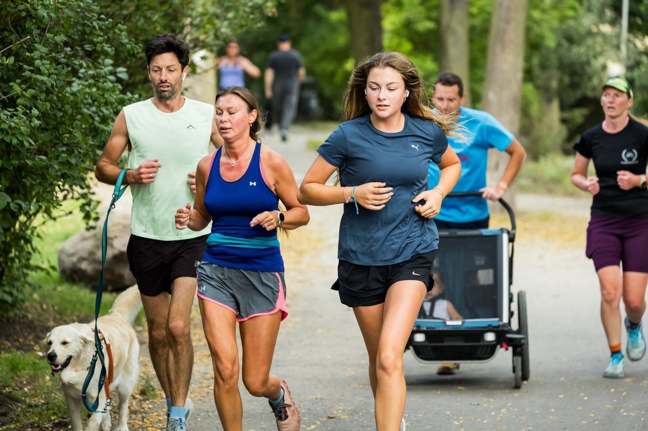 Bydgoszcz: Parkrun 2025. Temperatura nie odstraszyła amatorów biegania
