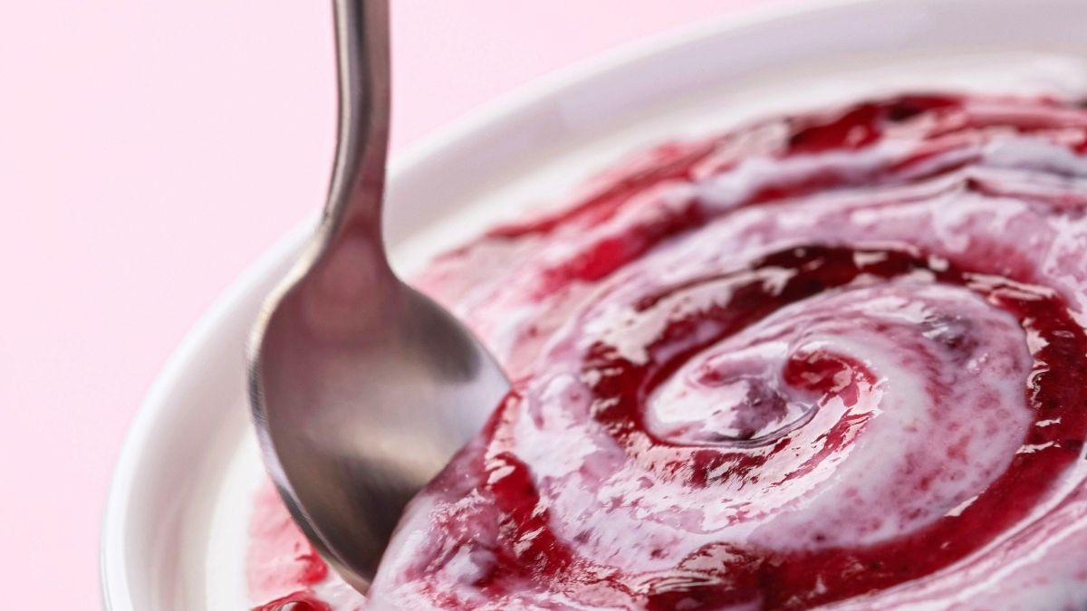 Jogurt naturalny z musem z borówek  bez cukru