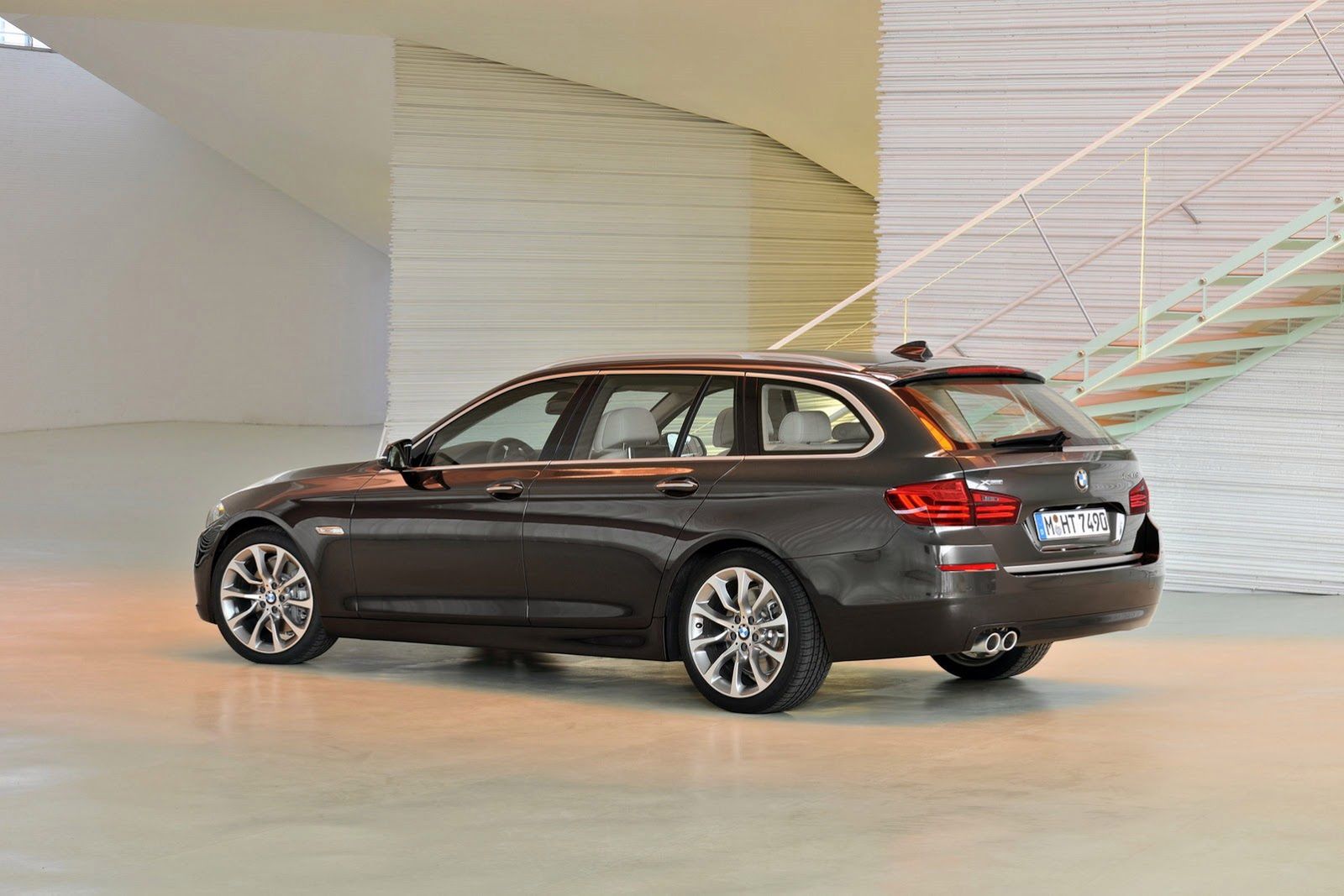 2014 BMW Serii 5 Sedan, Touring, Gran Turismo [galeria] 60