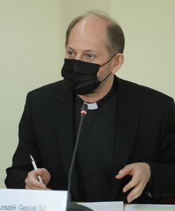 Rządowy profil odpowiada KEP. Spór o szczepienia w Polsce