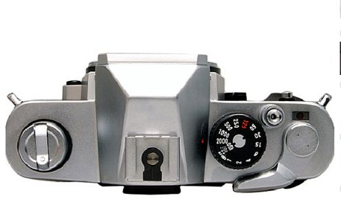 Pierwszy od 5 lat analog z mocowaniem Nikon F