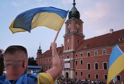 Свічки, спальники, одяг. Яку допомогу збирають у Польщі для українців та як долучитися