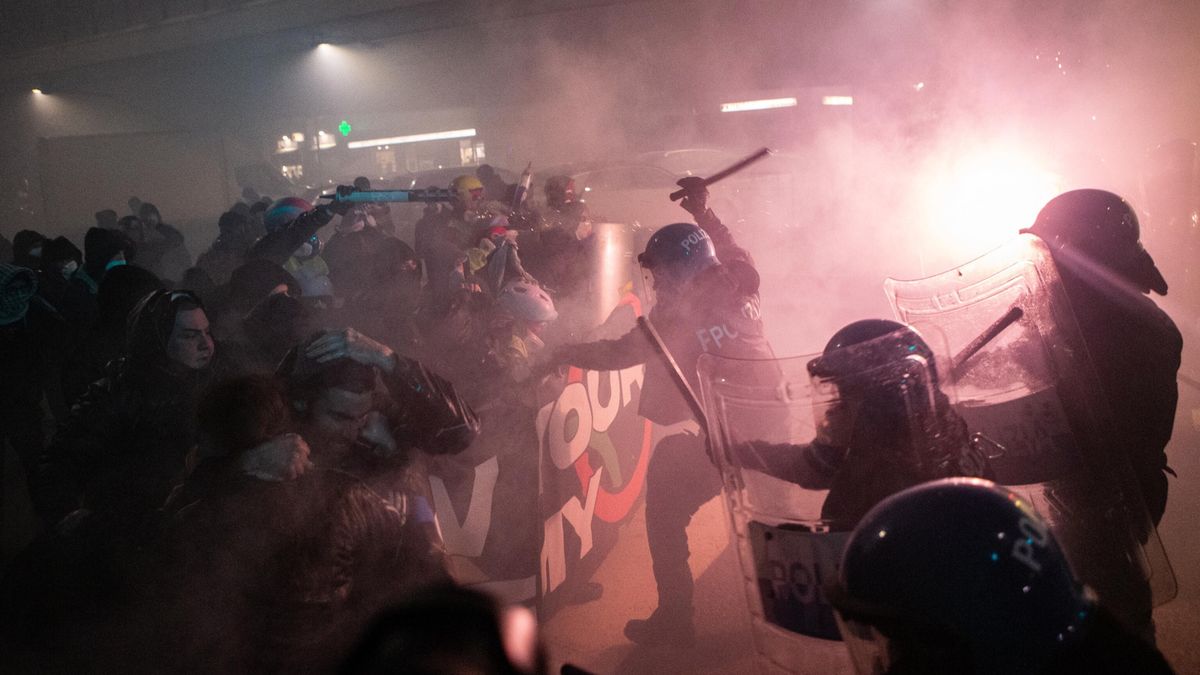 Starcia protestujących z policją