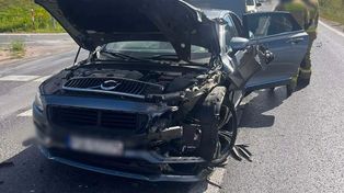 Wypadek na trasie ks. Jerzego Popiełuszki w Płocku. Kierowca Citroena w szpitalu