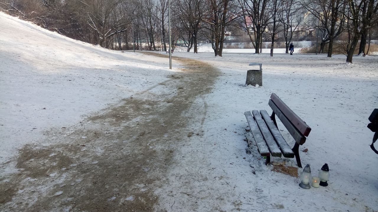 Wypadek na sankach na Górce Szczęśliwickiej. Co działo się na miejscu?