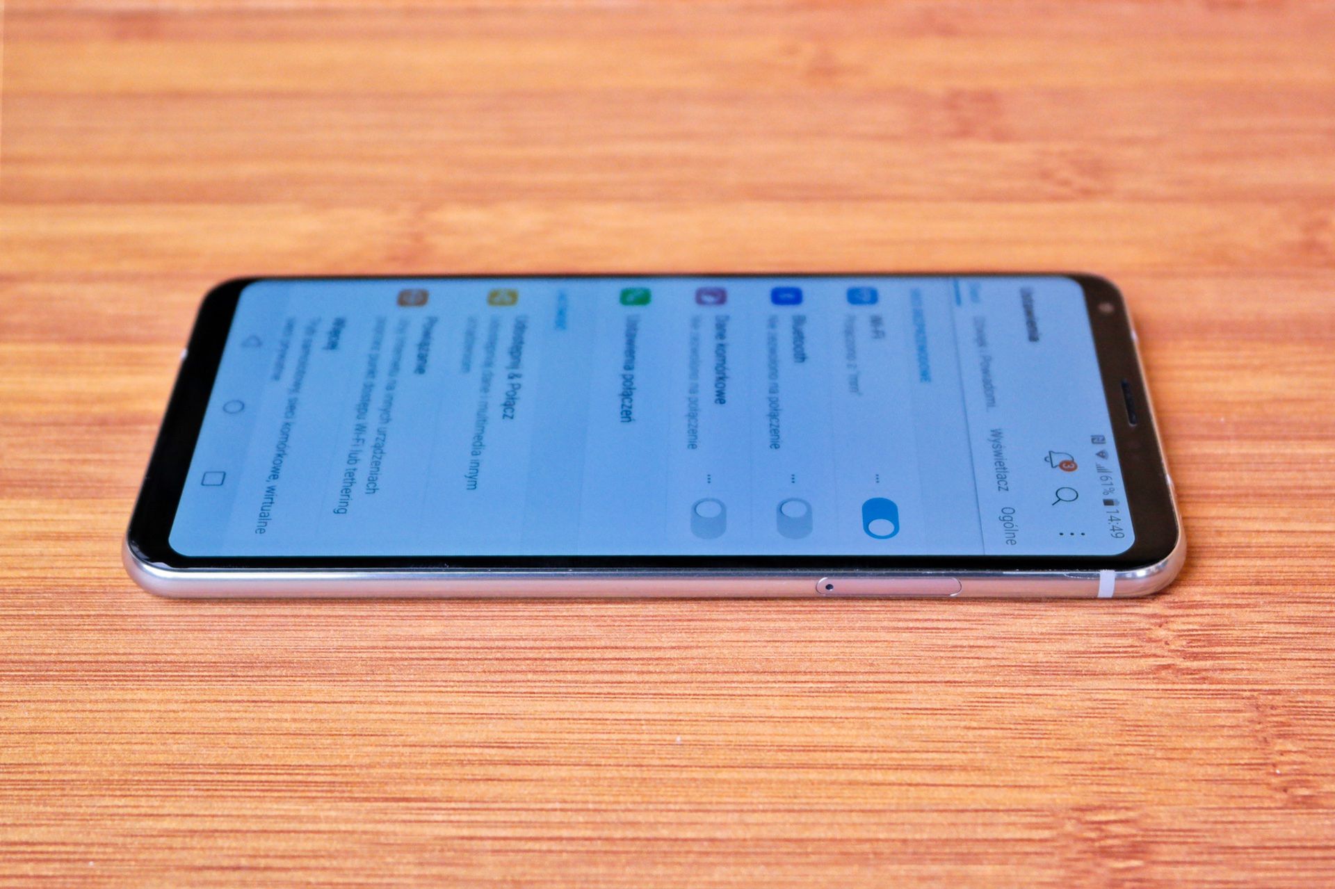 LG V30 - pierwsze wrażenia. Walka o tytuł najlepszego smartfona będzie w tym roku wyjątkowo wyrównana 3