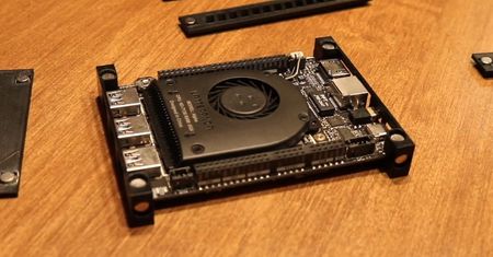 SBC na Windowsie. LattePanda Alpha z modułową konstrukcją obudowy DIY do wielu zastosowań
