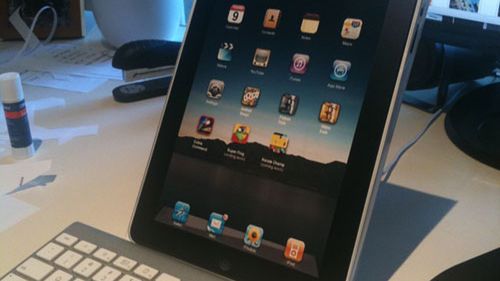 Papierowy iPad do złożenia w domu 1