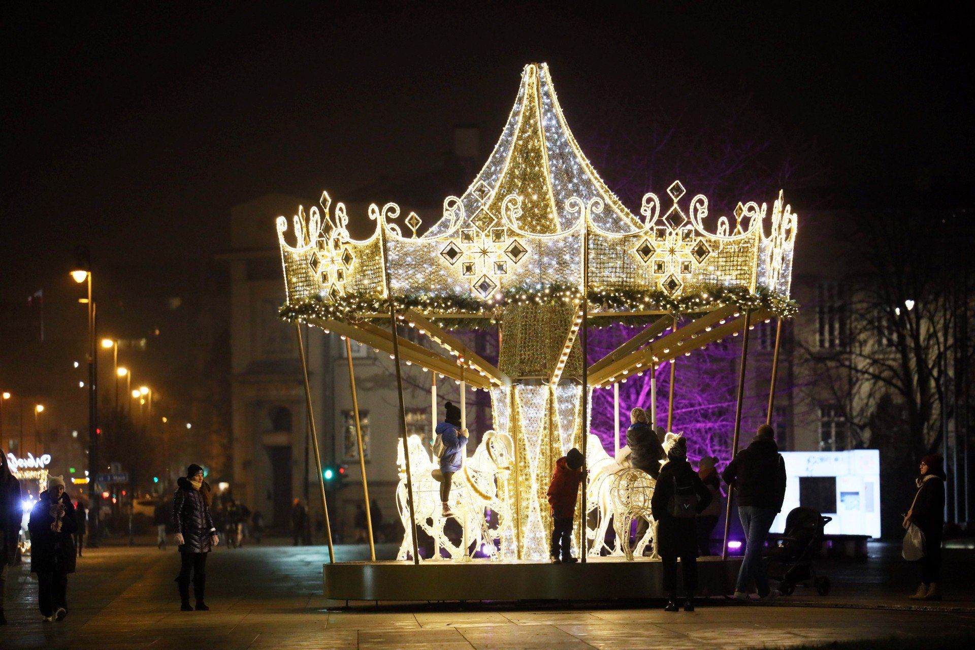 11.12.2024 LUBLIN DEPTAK MIEJSKIE ILUMINACJE SWIATECZNE
 
 DEKORACJE ILUMINACJE SWIETA SWIATECZNE DEPTAK 
 
 FOT. MALGORZATA GENCA / POLSKA PRESS