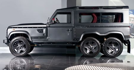 Kahn Land Rover Defender 6x6 Flying Huntsman za połowę ceny Mercedesa G63 AMG 6x6