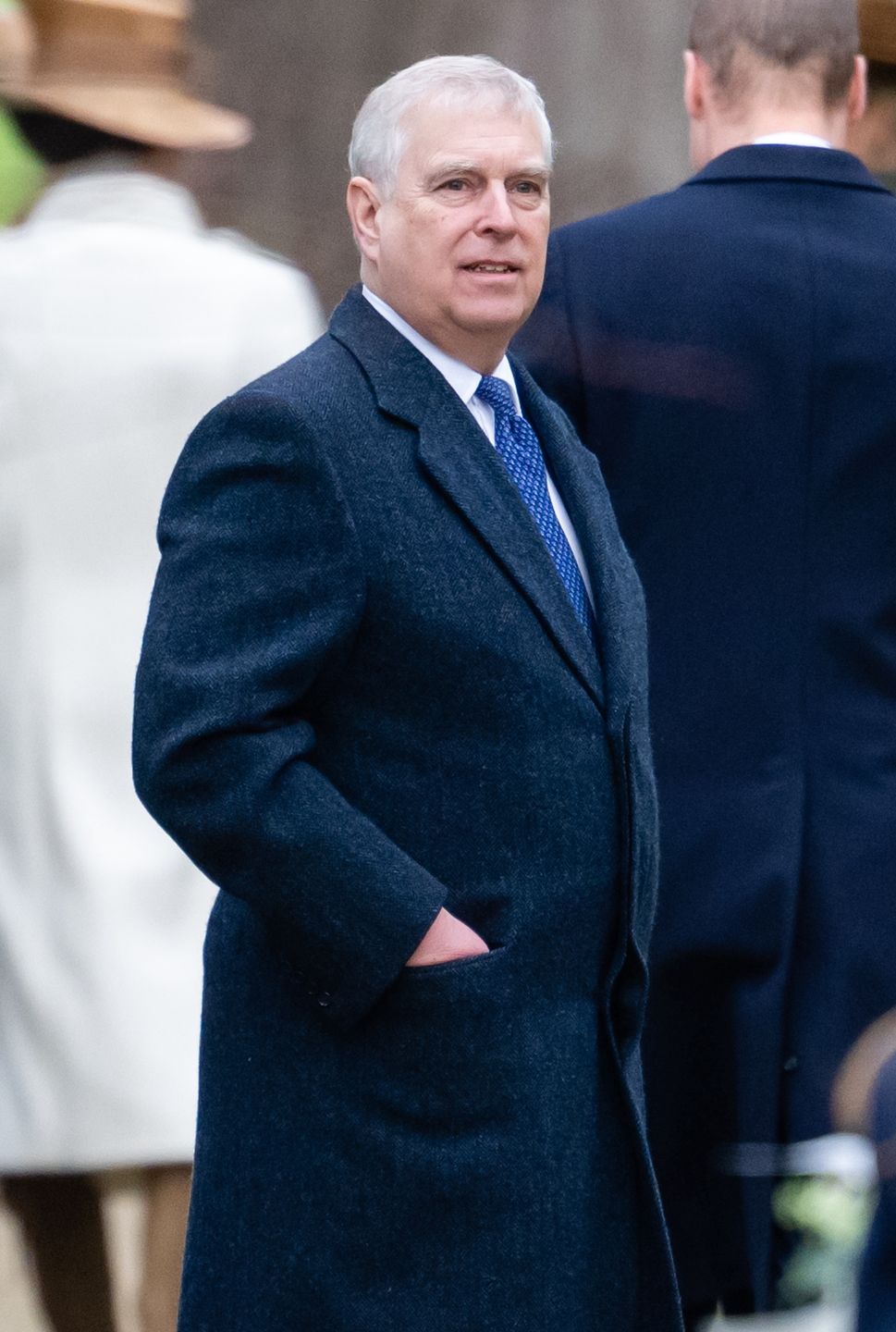 Król Karol przestanie płacić za ochronę księcia Andrzeja?