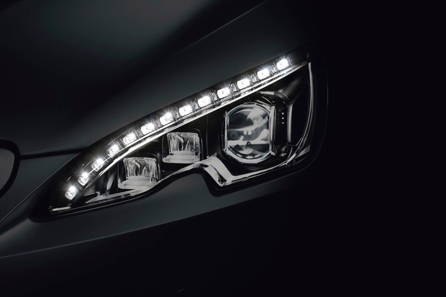 Nowy Peugeot 308 w obszernej galerii zdjęć 51