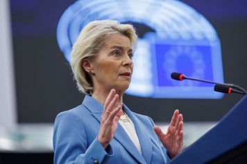 Von der Leyen: Unia musi być przygotowana na nagłe kryzysy migracyjne