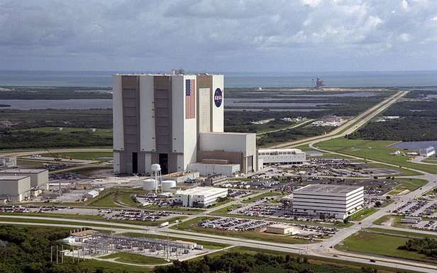 Część Centrum Kosmicznego im. Johna F. Kennedy'ego na przylądku Canaveral (Fot. Wikimedia Commons)