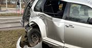 Poważny wypadek na Pradze-Północ. BMW wjechało w chryslera