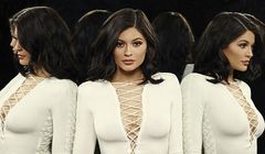 „Z kamerą u Kardashianów 14” w E! Entertainment