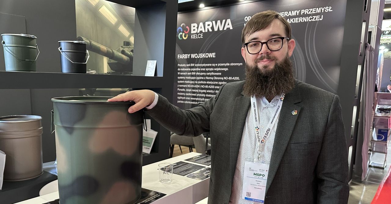 Firma Barwa z Kielc maluje cały arsenał. Pokazuje się na Międzynarodowym Salonie Przemysłu Obronnego 2025