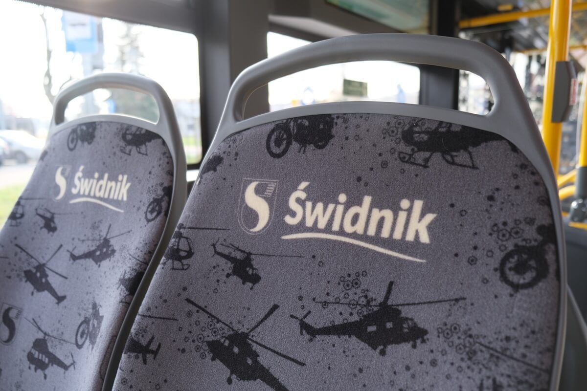 Siedzenia w autobusach wodorowych zakupionych przez Świdnik