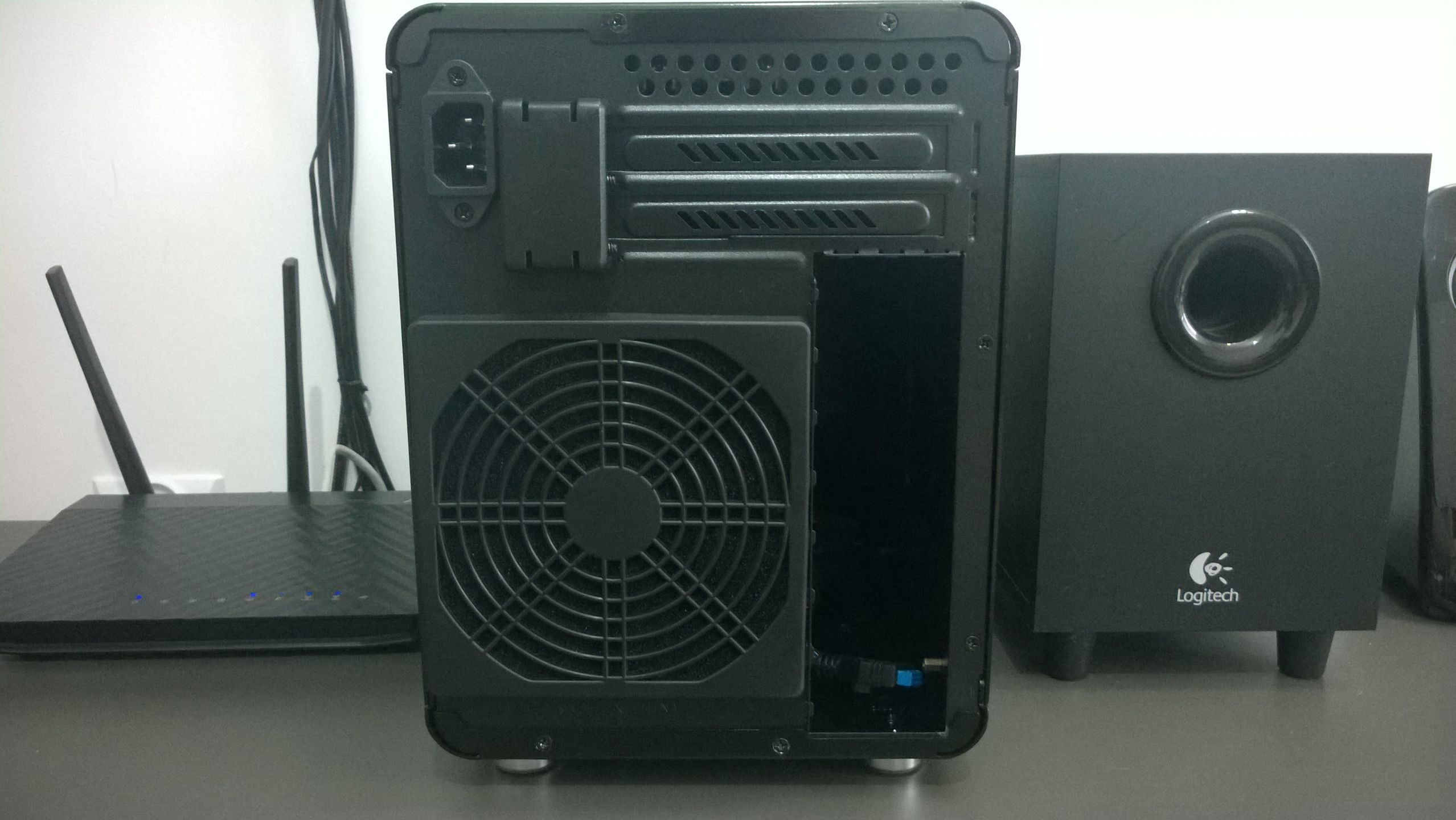 Gladius Q50 – obudowa mini-ITX idealna na salony [test] 8