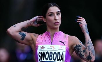 Przez lata ją nękał. Nagle zwrócił się do niej publicznie
