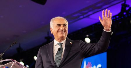 Pahlawi uderza w reżim. "Wolny Iran teraz jest w zasięgu ręki"