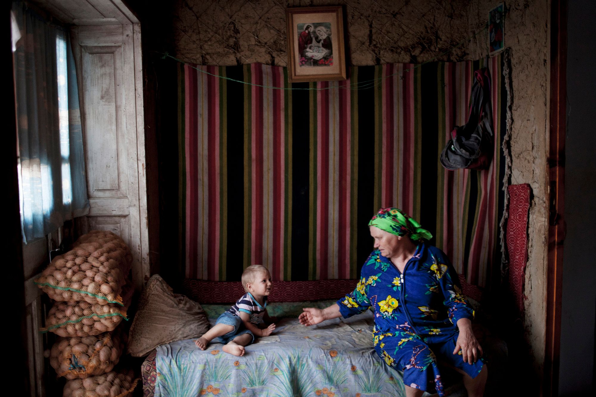 Sara Naomi Lewkowicz zdobyła nagrodę L’Iris d’Or w Sony World Photography Awards 2014 23