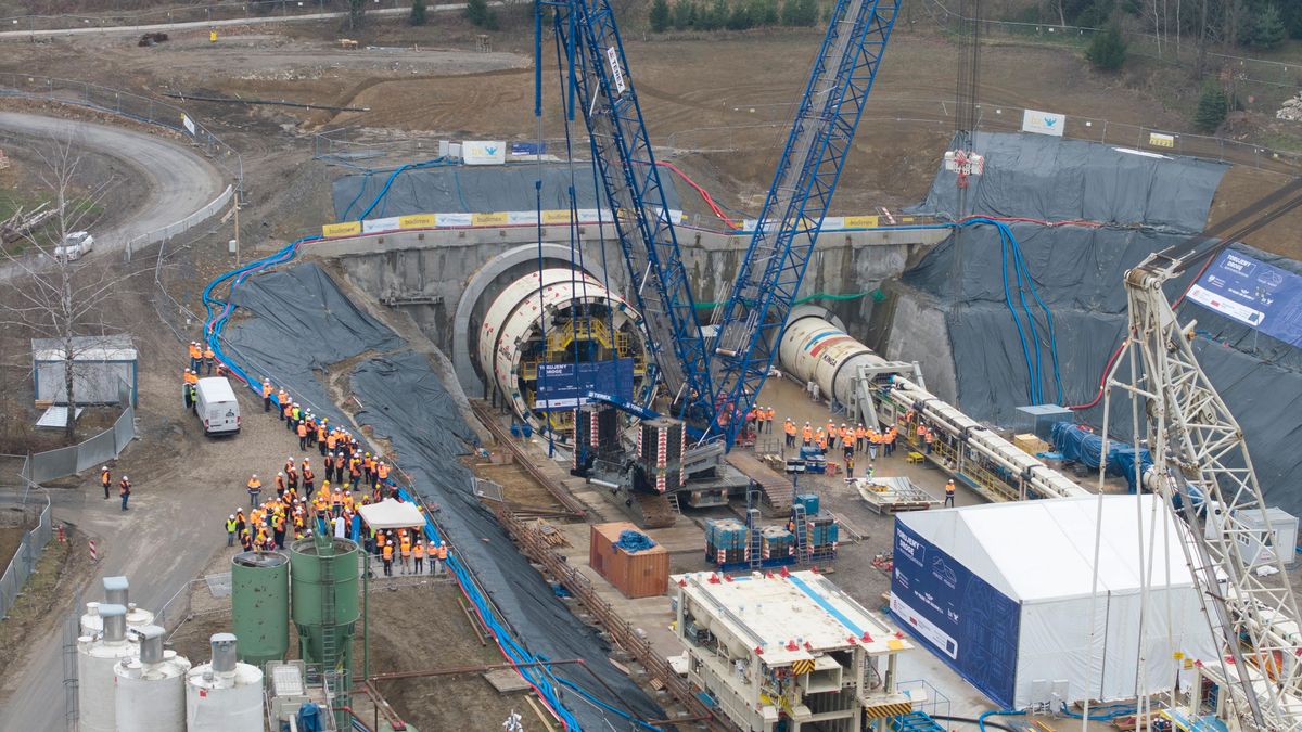 Maszyny TBM, które zbudują najdłuższy tunel kolejowy w Polsce