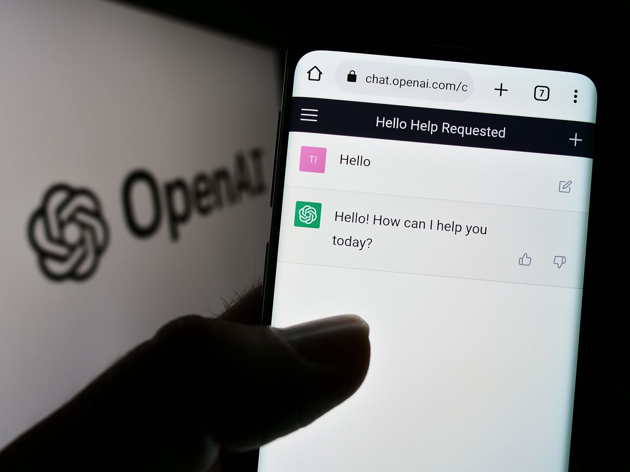 Dziękujesz ChatowiGPT? Okazuje się, że uprzejmość generuje milionowe koszty