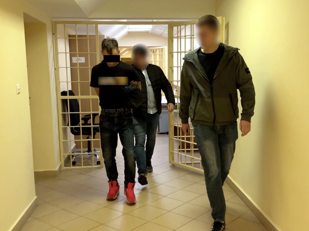 Oszukiwał seniorów metodą "na policjanta". Koperty odbierał na rowerze
