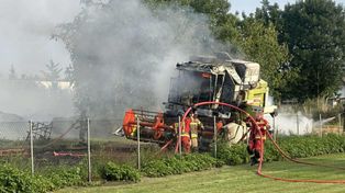 Palił się ciągnik i kombajn. Apel o ostrożność podczas prac polowych